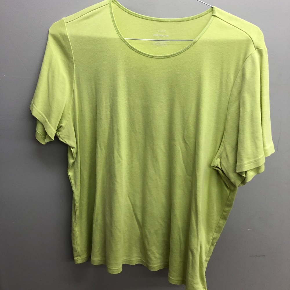 CJ Banks Women's Short Sleeve Tee